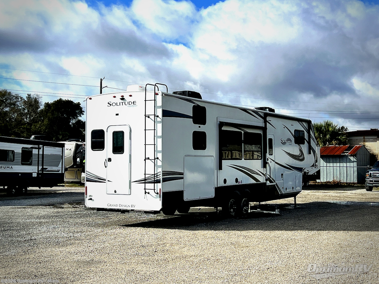 2022 Grand Design Solitude S-Class 3950BH - Used Fifth Wheel For Sale by Optimum RV - Mims in Mims, Florida features Awning, Slideout