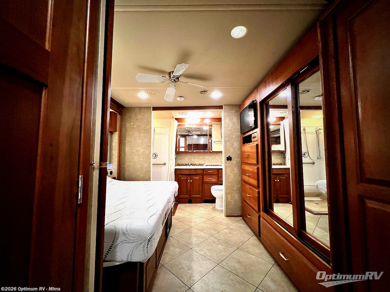 Used 2015 Itasca Suncruiser 37F available in Mims, Florida