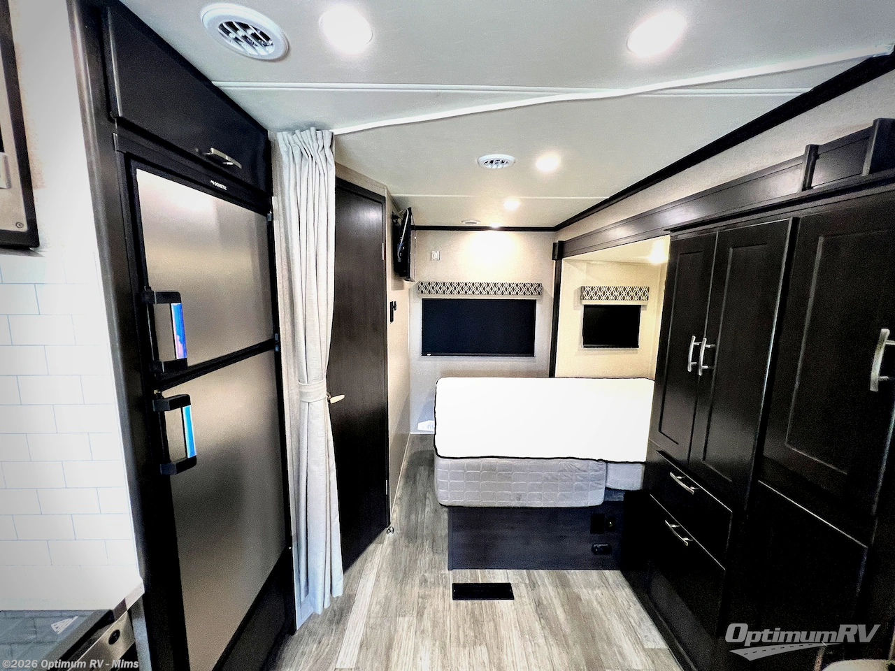 Used 2022 Dynamax Corp isata 3 24FW available in Mims, Florida