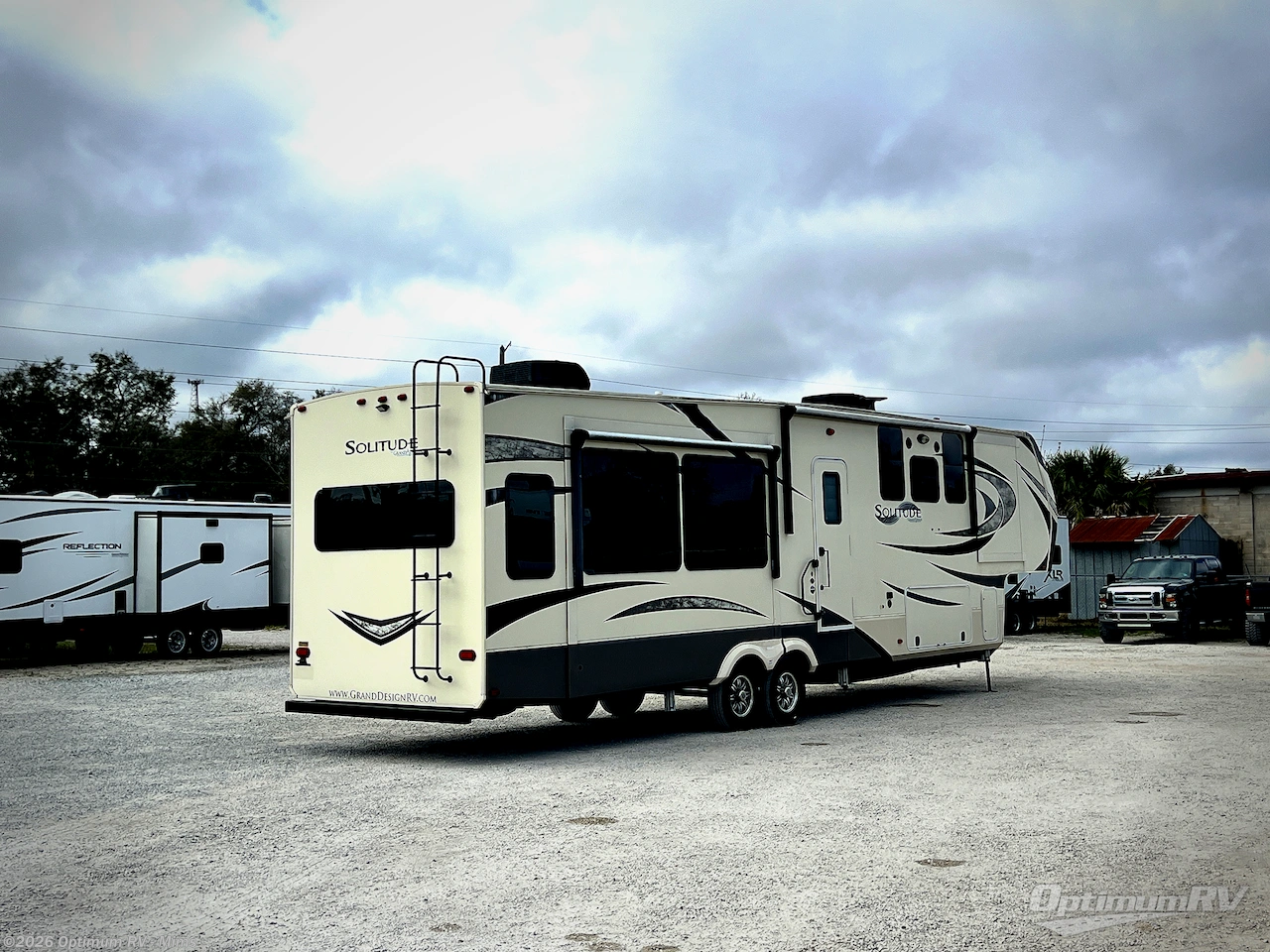 2019 Grand Design Solitude 372WB - Used Fifth Wheel For Sale by Optimum RV - Mims in Mims, Florida features Awning, Slideout