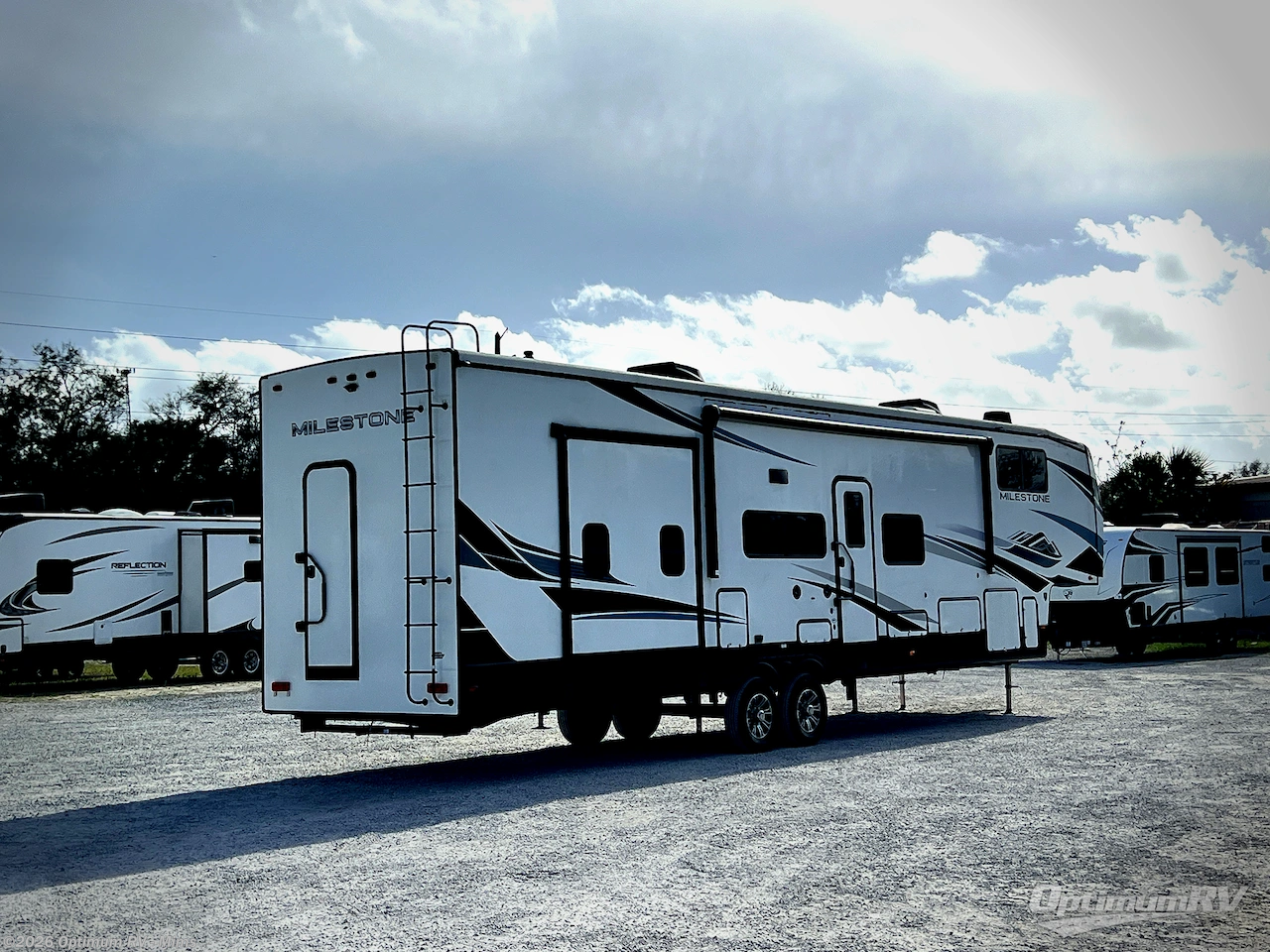 2022 Heartland Milestone 386BH - Used Fifth Wheel For Sale by Optimum RV - Mims in Mims, Florida features Awning, Slideout