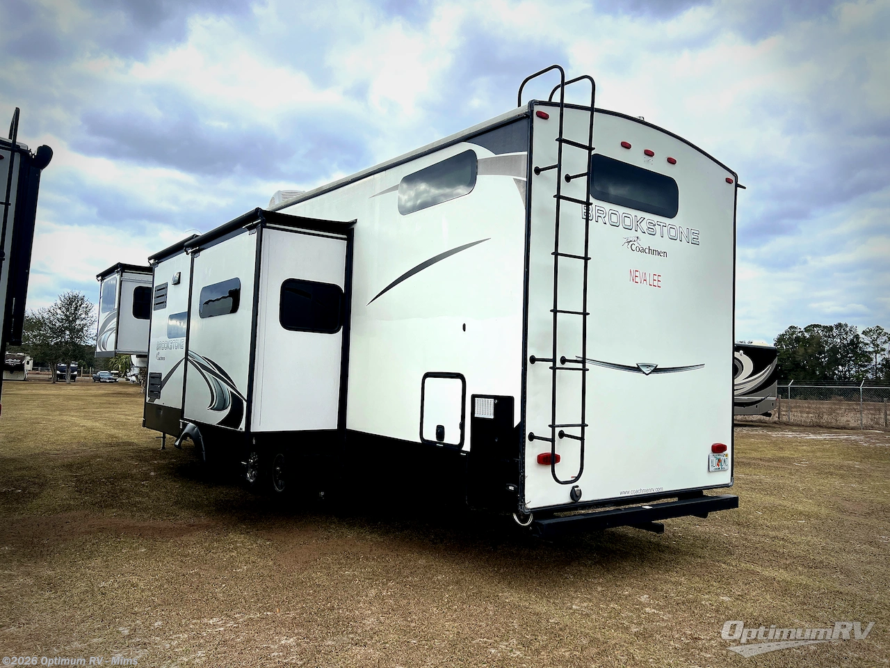 2020 Coachmen Brookstone 344FL - Used Fifth Wheel For Sale by Optimum RV - Mims in Mims, Florida features Slideout