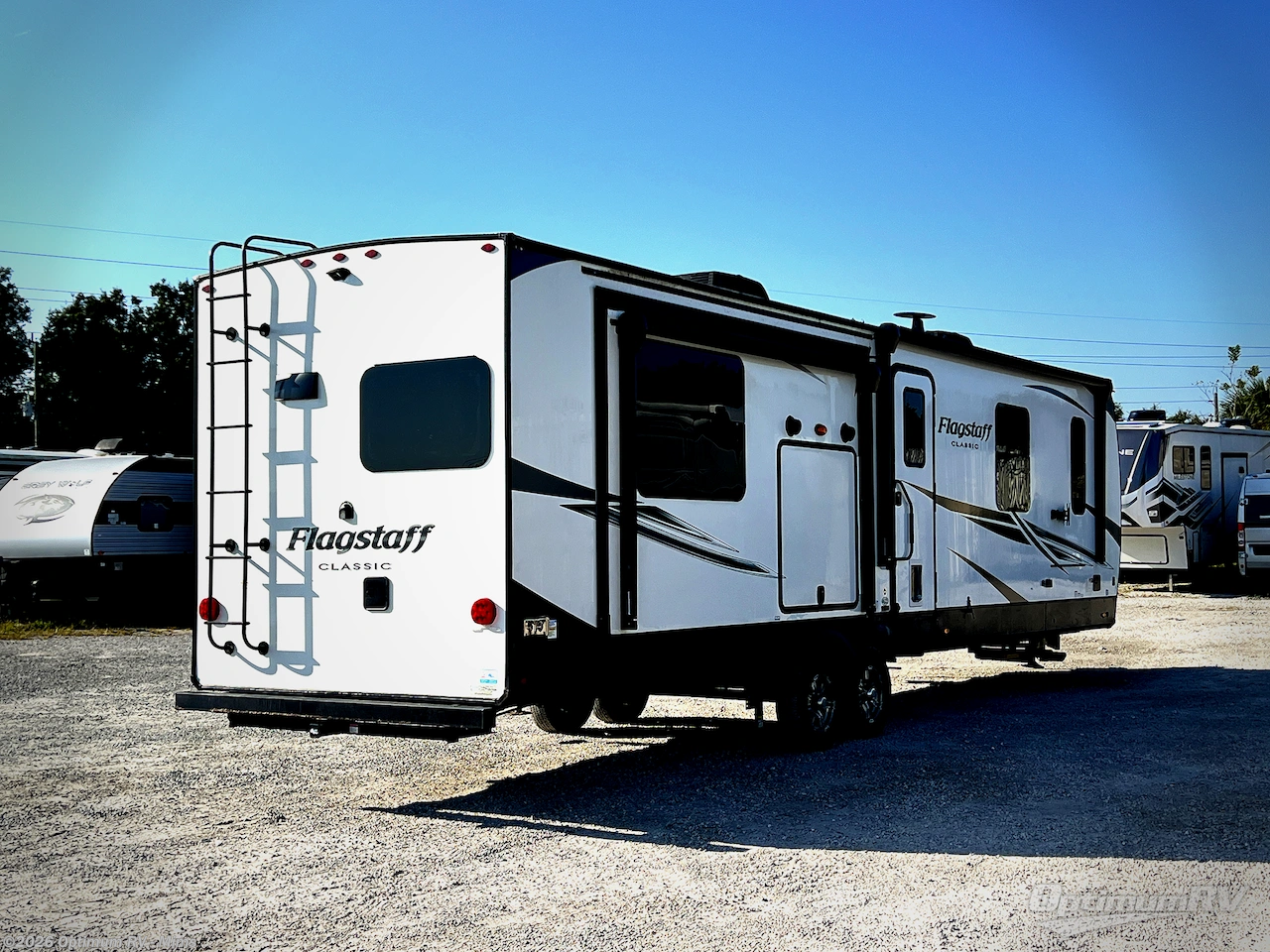 2021 Forest River Flagstaff Classic 832RKSB - Used Travel Trailer For Sale by Optimum RV - Mims in Mims, Florida features Awning, Slideout