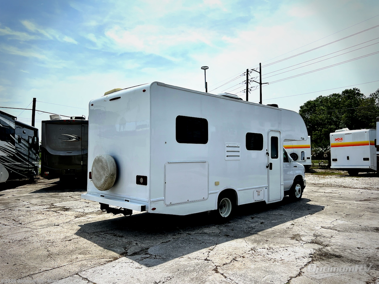 2024 Thor Four Winds 22E - Used Class C For Sale by Optimum RV - Mims in Mims, Florida features Awning