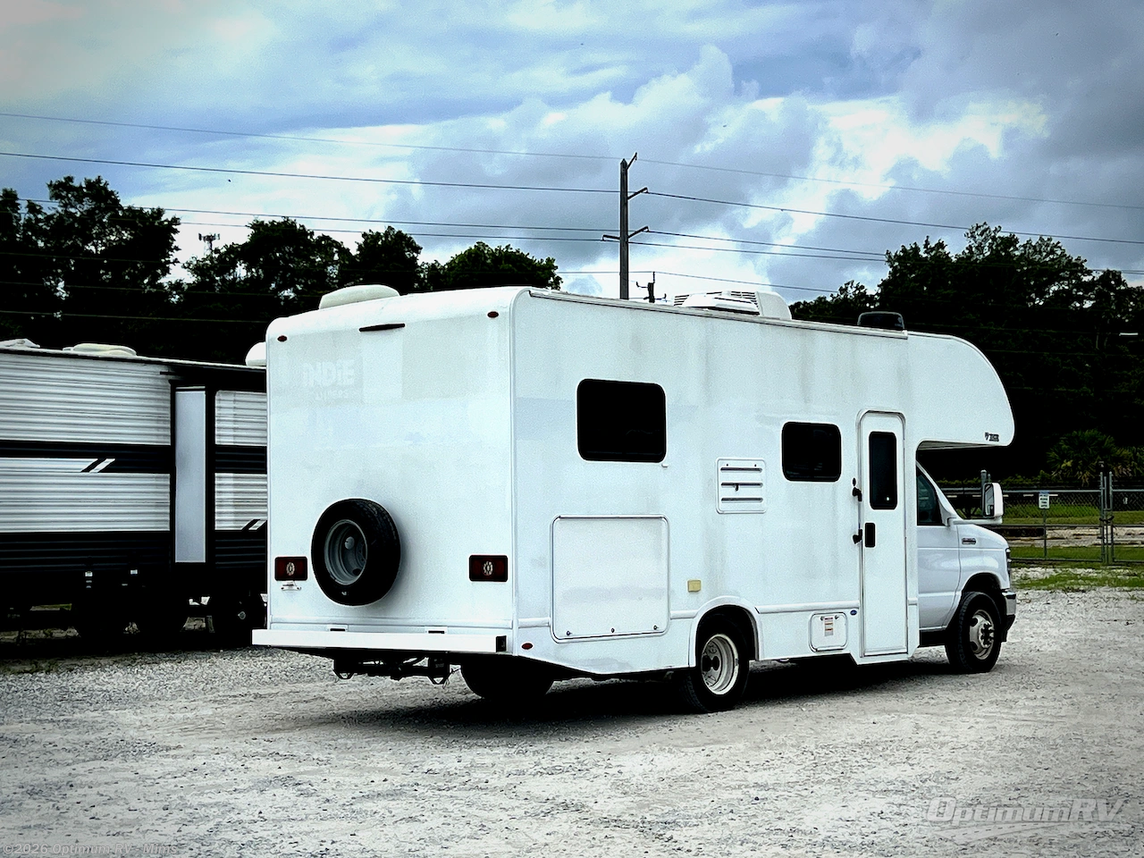 2024 Thor Four Winds 22E - Used Class C For Sale by Optimum RV - Mims in Mims, Florida features Awning