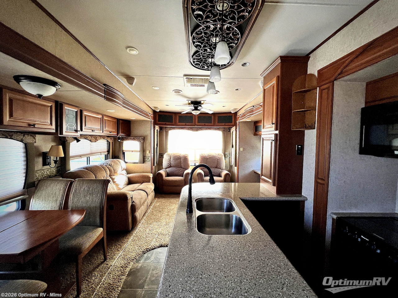 2011 Heartland Bighorn 3455RL - Used Fifth Wheel For Sale by Optimum RV - Mims in Mims, Florida features Slideout