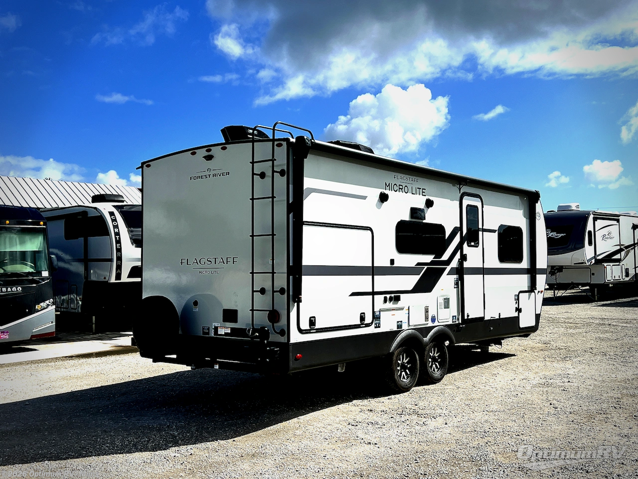 2026 Forest River Flagstaff Micro Lite 25BSDS - New Travel Trailer For Sale by Optimum RV - Mims in Mims, Florida features Slideout, Awning
