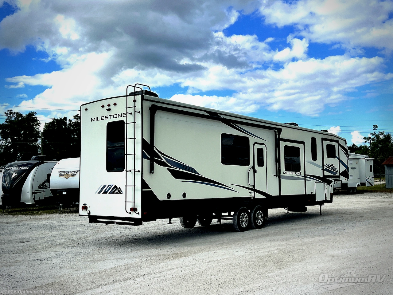 2022 Heartland Milestone 370FLMB - Used Fifth Wheel For Sale by Optimum RV - Mims in Mims, Florida features Slideout, Awning