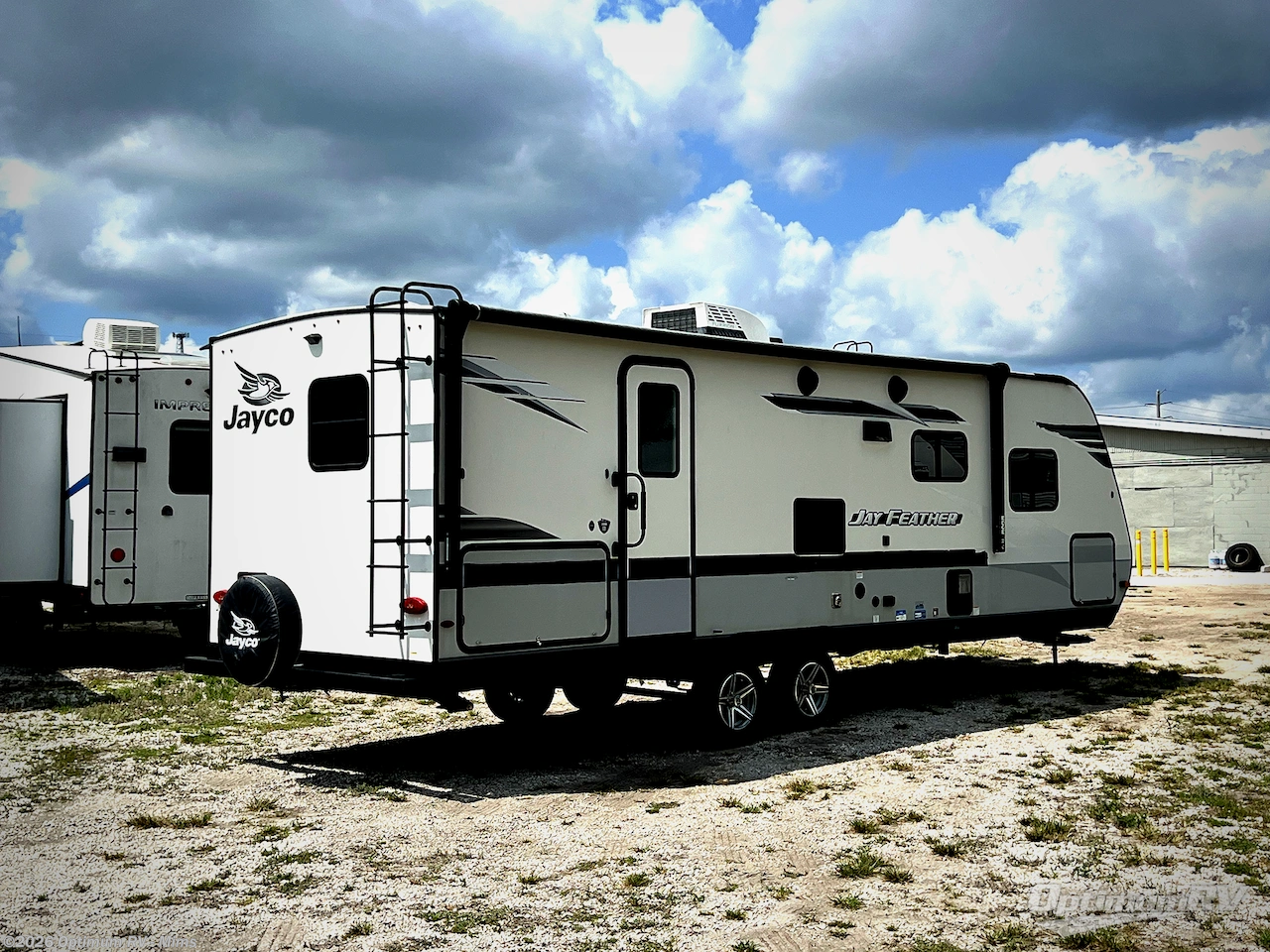 2022 Jayco Jay Feather 25RB - Used Travel Trailer For Sale by Optimum RV - Mims in Mims, Florida features Awning, Slideout