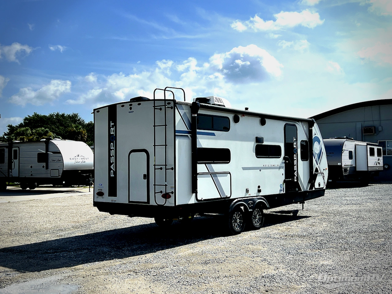 2024 Keystone Passport SL 221BH - Used Travel Trailer For Sale by Optimum RV - Mims in Mims, Florida features Awning, Slideout