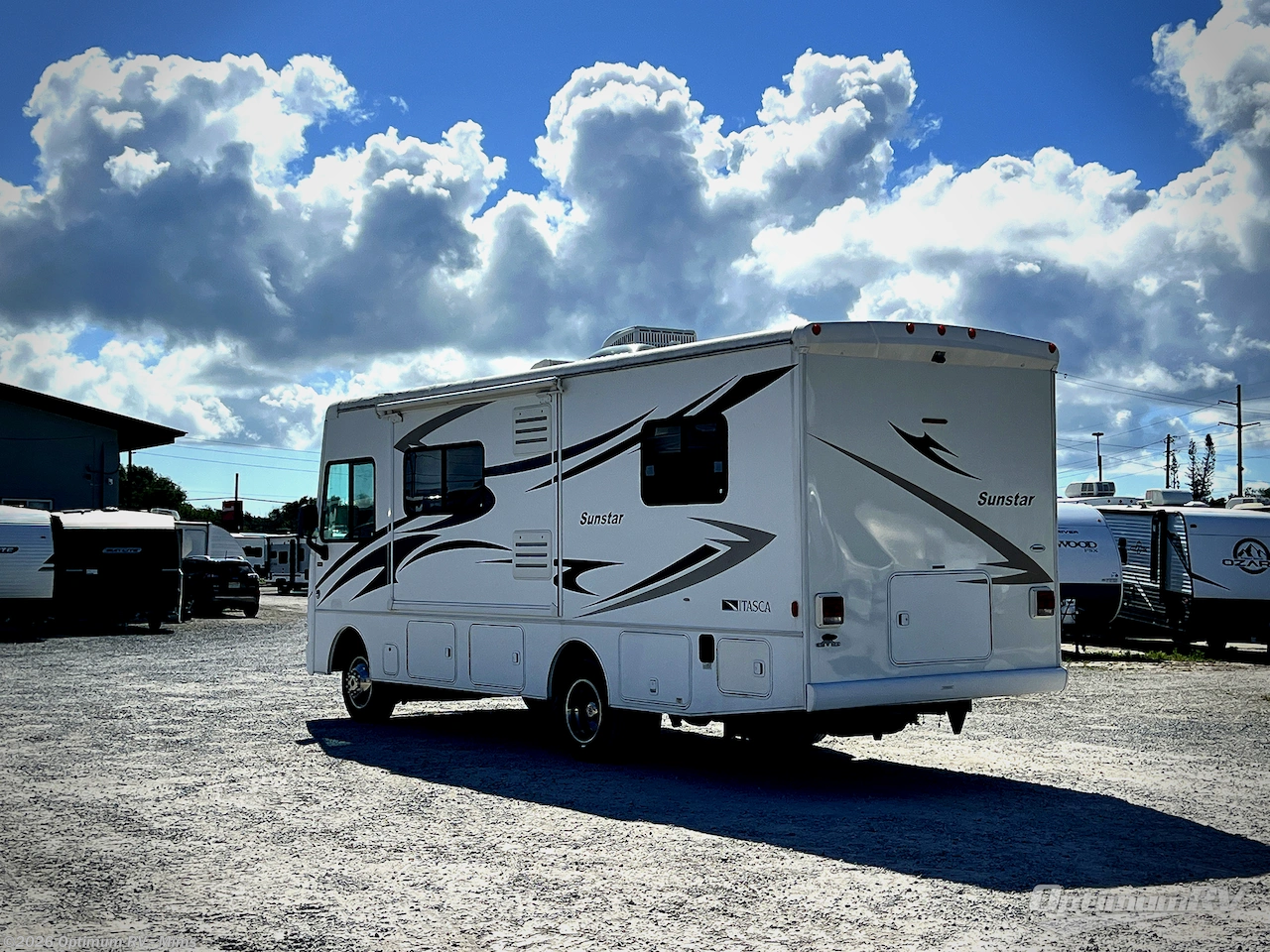 2013 Sunstar 26HE by Itasca from Optimum RV - Mims in Mims, Florida