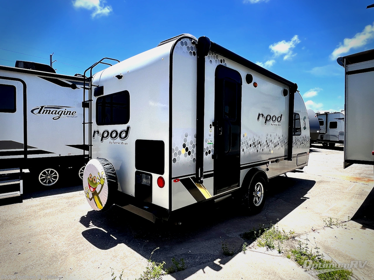 2021 Forest River R Pod RP-196 - Used Travel Trailer For Sale by Optimum RV - Mims in Mims, Florida features Slideout, Awning