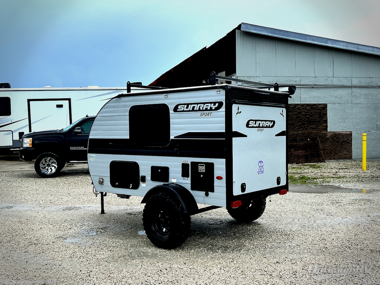 2024 SunRay 109 by Sunset Park RV from Optimum RV - Mims in Mims, Florida