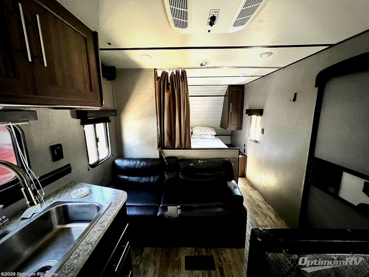 Used 2019 CrossRoads Zinger ZR252BH available in Mims, Florida