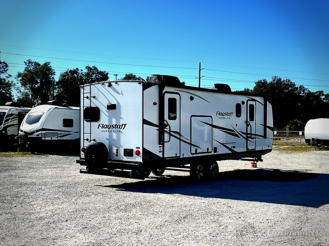 2022 Forest River Flagstaff Super Lite 26RKBS - Used Travel Trailer For Sale by Optimum RV - Mims in Mims, Florida features Awning, Slideout