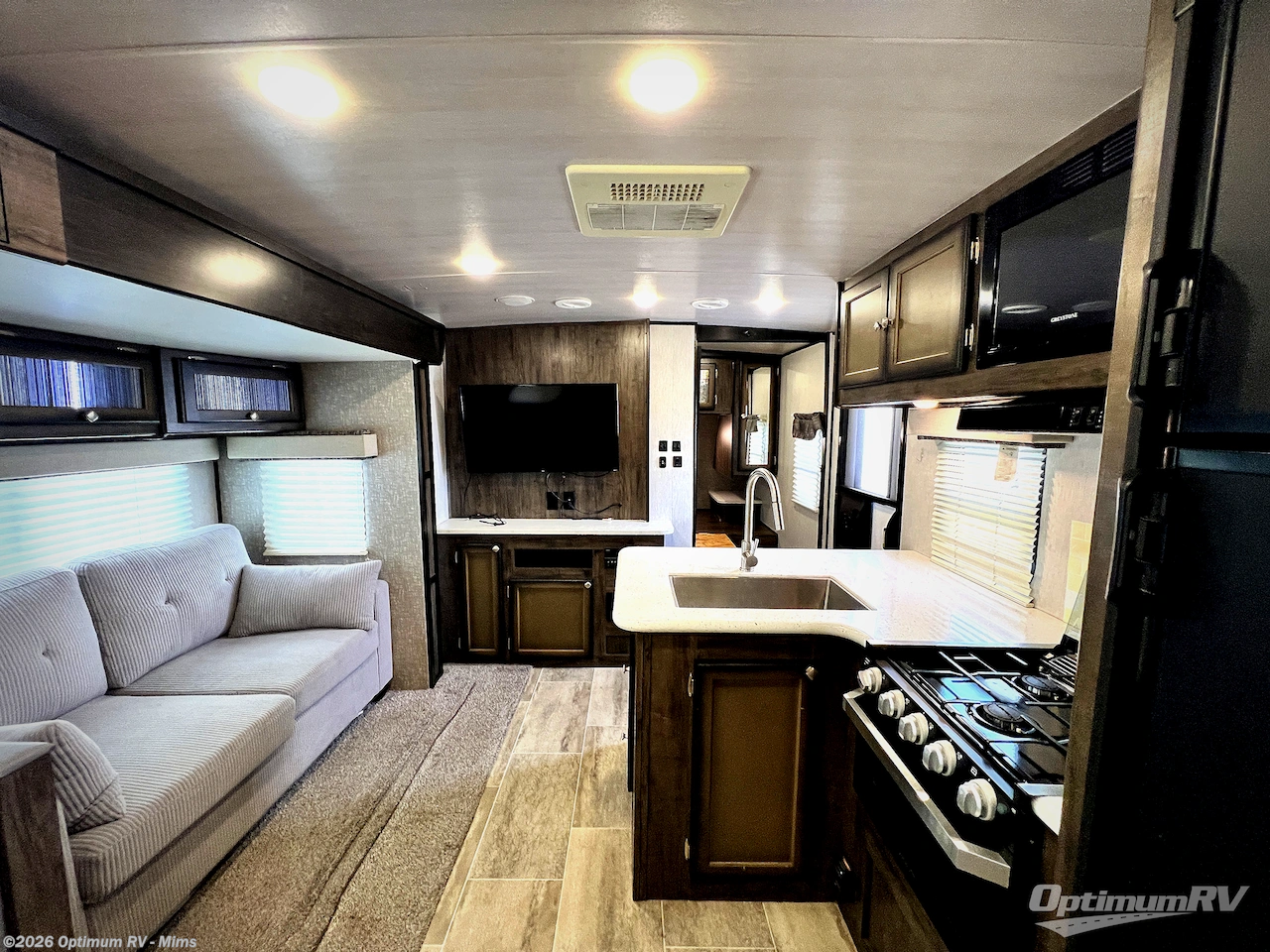 Used 2019 Heartland Wilderness 3185QB available in Mims, Florida