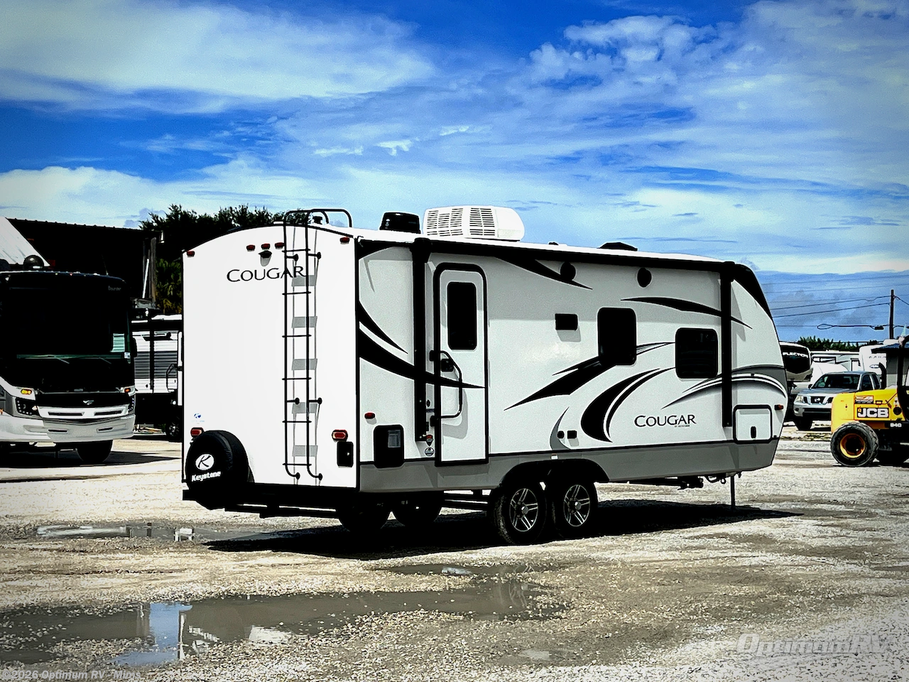 2021 Keystone Cougar Half-Ton 22RBS - Used Travel Trailer For Sale by Optimum RV - Mims in Mims, Florida features Awning, Slideout