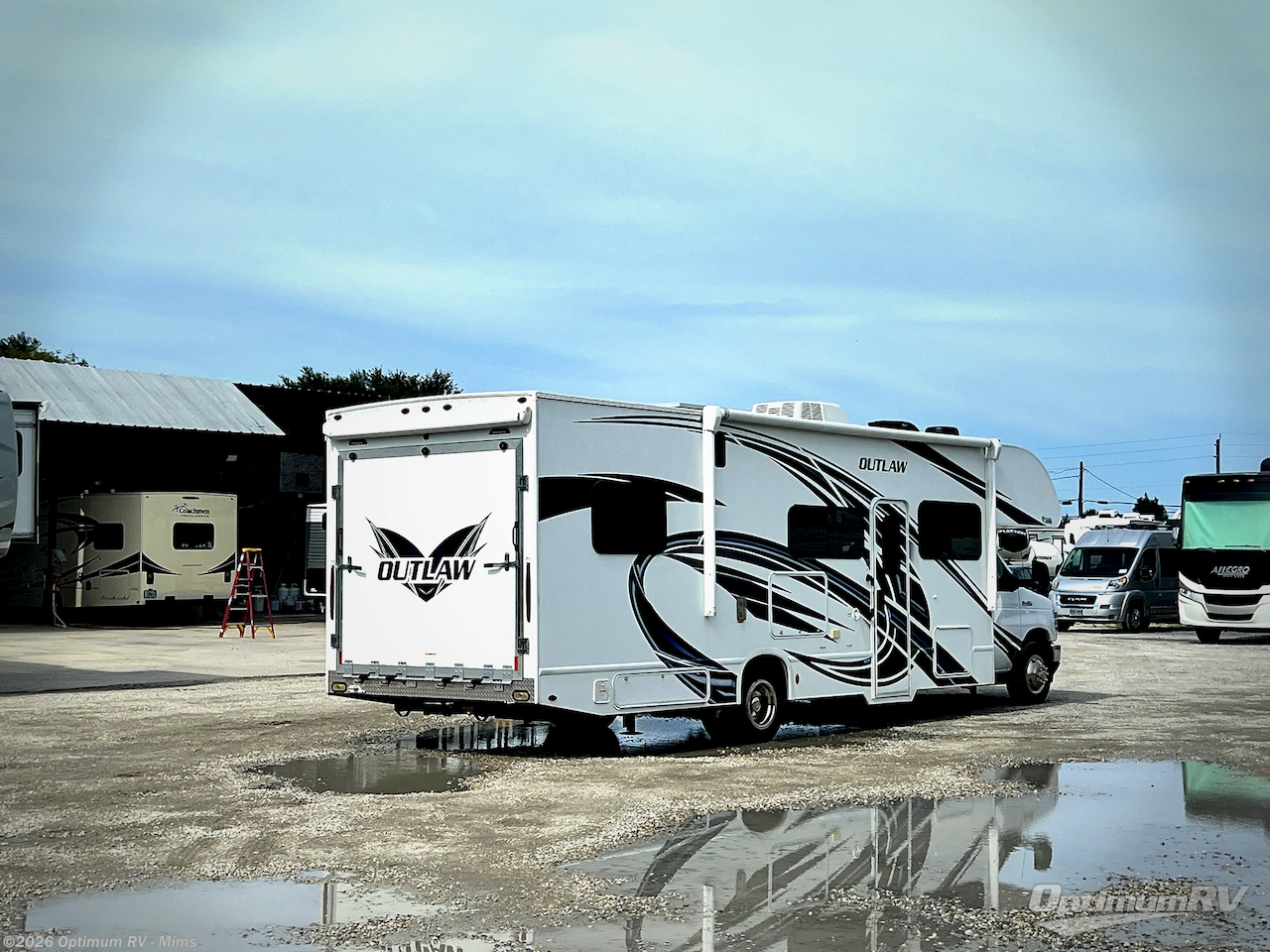 2023 Thor Outlaw 29J - Used Class C For Sale by Optimum RV - Mims in Mims, Florida features Slideout, Awning