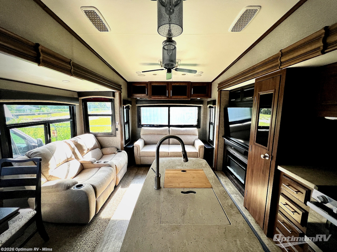 Used 2019 Jayco Eagle 321RSTS available in Mims, Florida