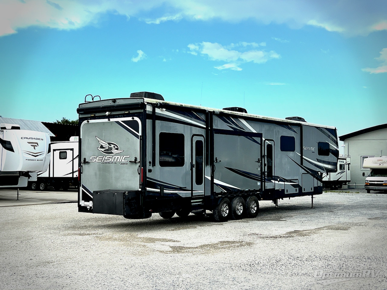 2018 Jayco Seismic 4113 - Used Fifth Wheel For Sale by Optimum RV - Mims in Mims, Florida features Awning, Slideout