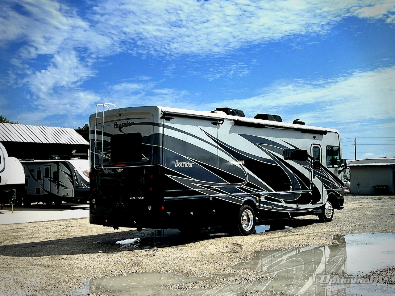 2020 Fleetwood Bounder 33C - Used Class A For Sale by Optimum RV - Mims in Mims, Florida features Slideout, Awning