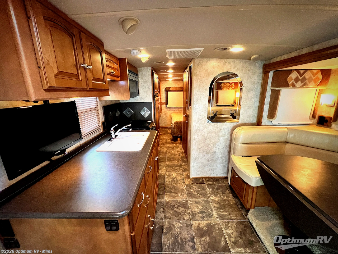 Used 2011 Winnebago Aspect 28T available in Mims, Florida