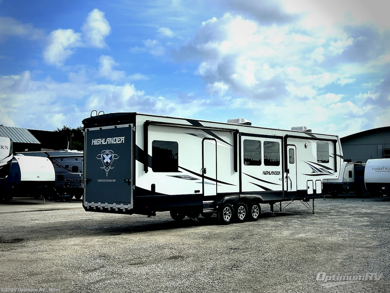 2021 Highland Ridge Highlander HF383H - Used Fifth Wheel For Sale by Optimum RV - Mims in Mims, Florida features Awning, Slideout