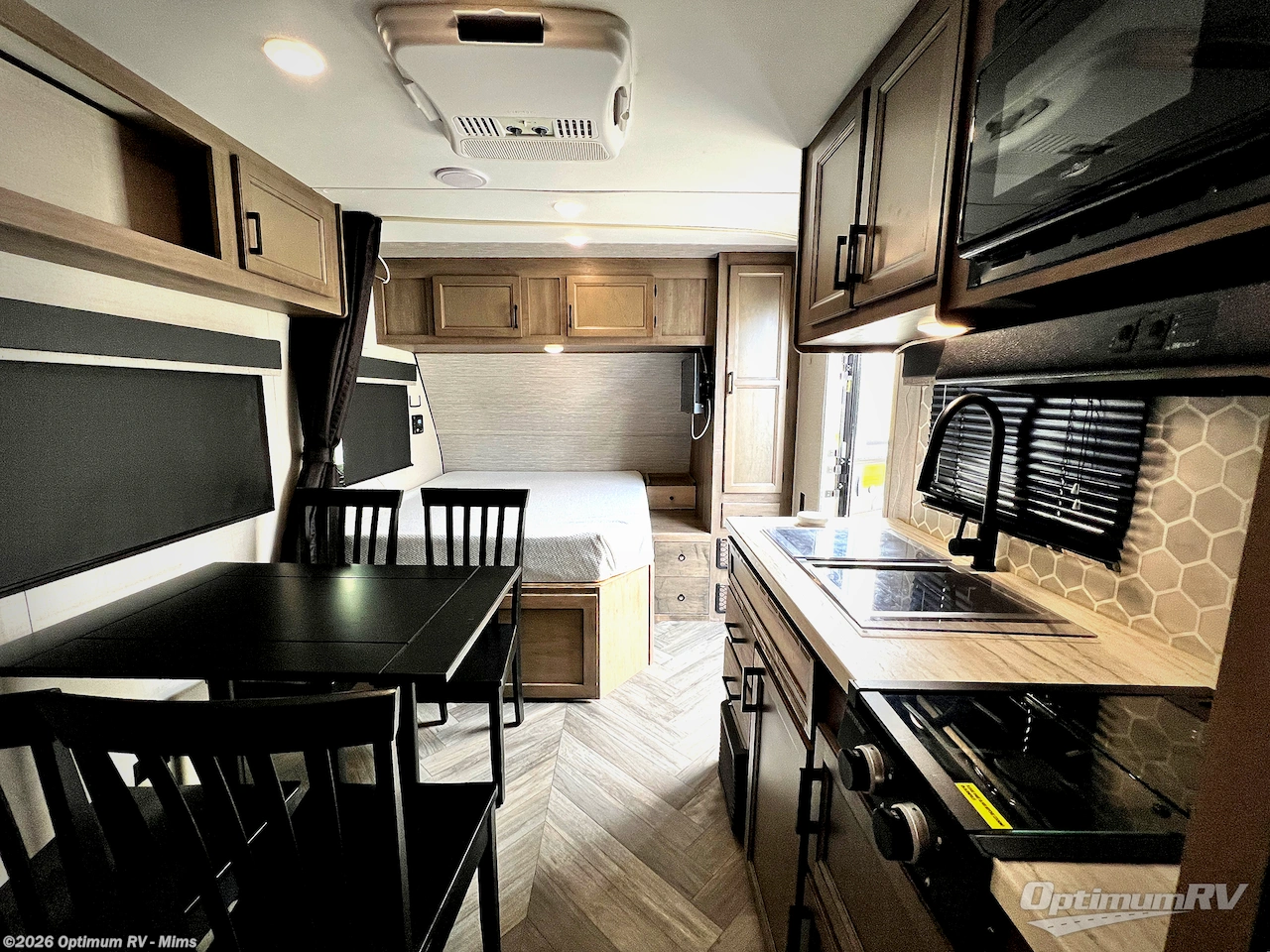 Used 2022 Olympia Olympia Sport 19BH available in Mims, Florida