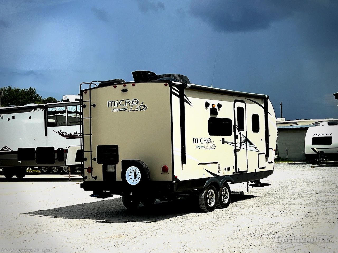 2020 Forest River Flagstaff Micro Lite 21DS - Used Travel Trailer For Sale by Optimum RV - Mims in Mims, Florida features Awning, Slideout