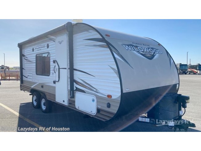 Used 2019 Forest River Wildwood X-Lite 201BHXL available in Waller, Texas