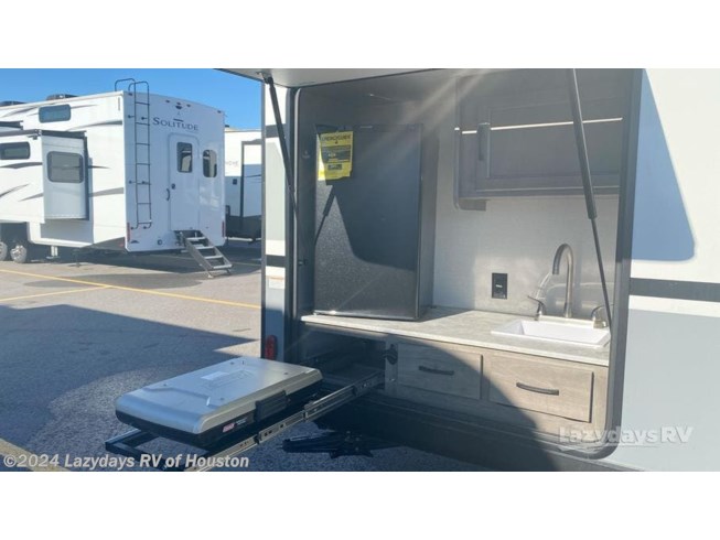 2021 Forest River APEX 300BHS - Used Travel Trailer For Sale by Lazydays RV of Houston in Waller, Texas