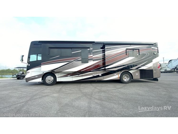Used 2016 Tiffin Allegro Bus 40 AP available in Waller, Texas