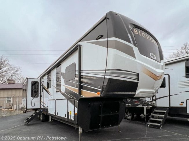 New 2022 Heartland Bighorn 3960LS available in Pottstown, Pennsylvania