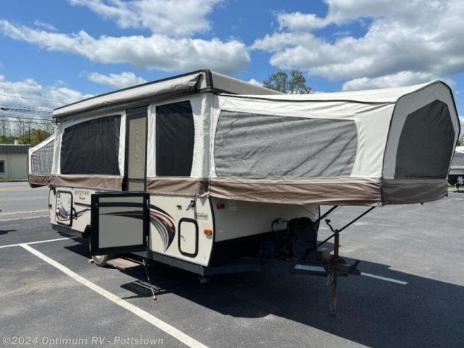 Used 2015 Forest River Rockwood Premier 2716G available in Pottstown, Pennsylvania