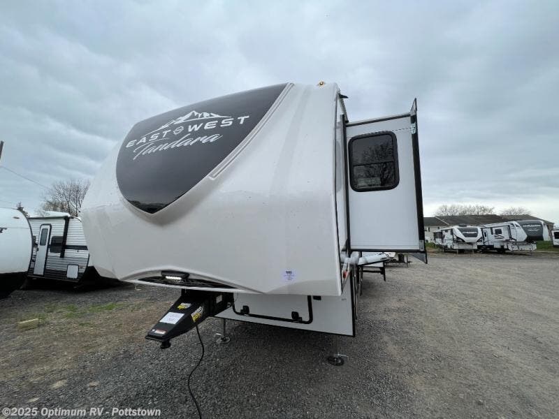 2023 East to West Tandara 320RL RV for Sale in Pottstown, PA 19464