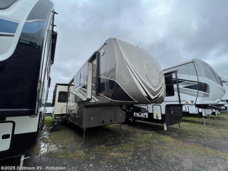 2020 DRV FullHouse JX450 RV for Sale in Pottstown, PA 19464 4DM890A