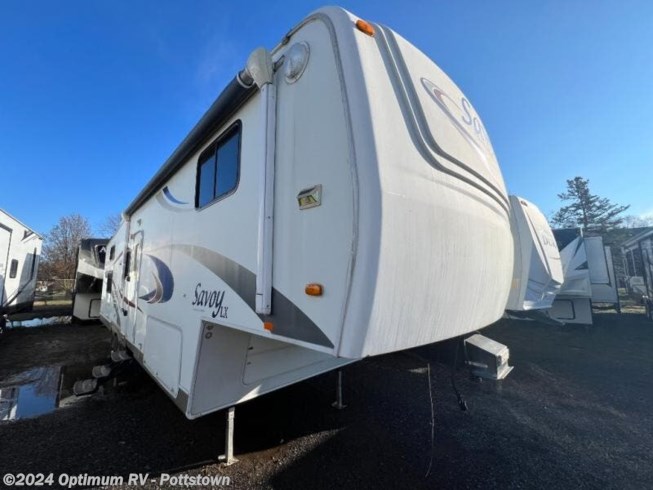 Used 2008 Holiday Rambler Savoy LX 31 BHS available in Pottstown, Pennsylvania