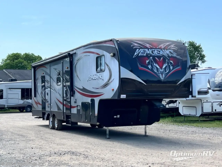 Used 2014 Forest River Vengeance Super Sport 320A available in Pottstown, Pennsylvania