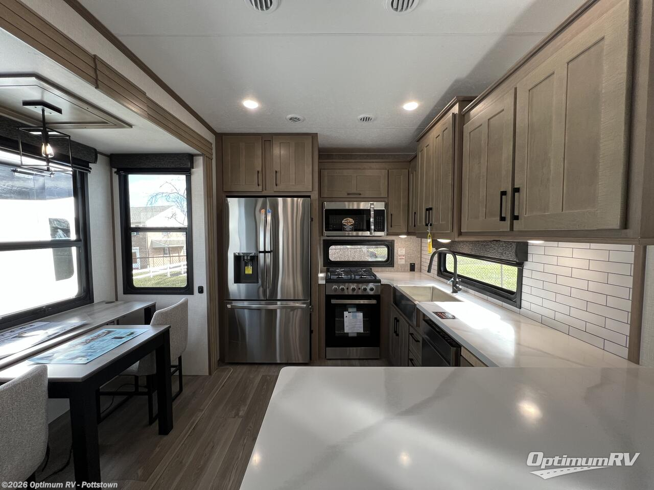 New 2025 K-Z Durango Gold 391RKF available in Pottstown, Pennsylvania