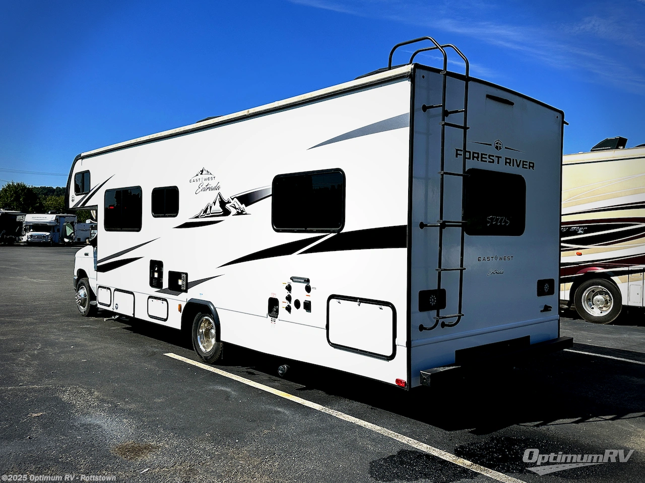 2025 Entrada 2710NK by East to West from Optimum RV - Pottstown in Pottstown, Pennsylvania