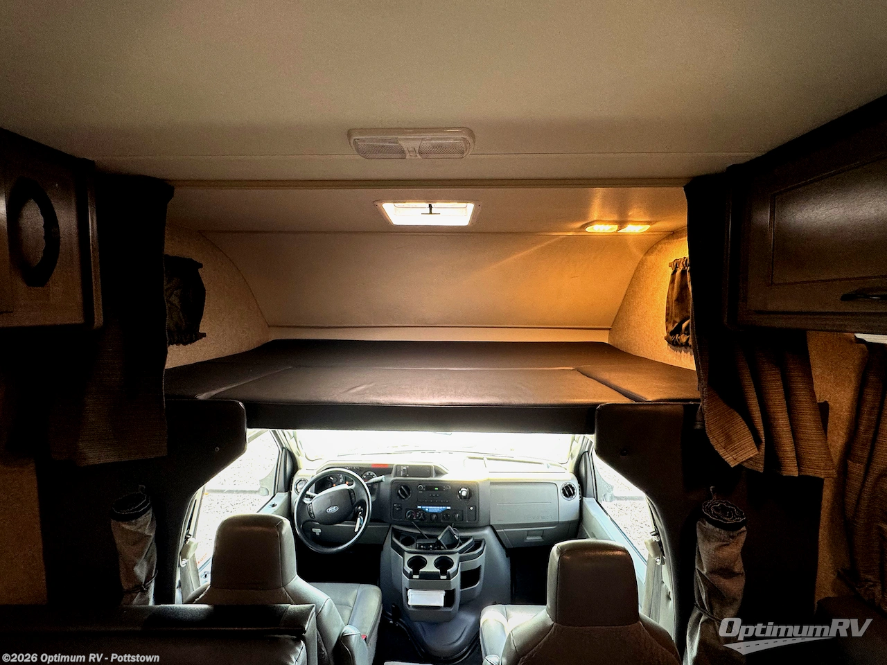 Used 2019 Winnebago Minnie Winnie 325AR available in Pottstown, Pennsylvania