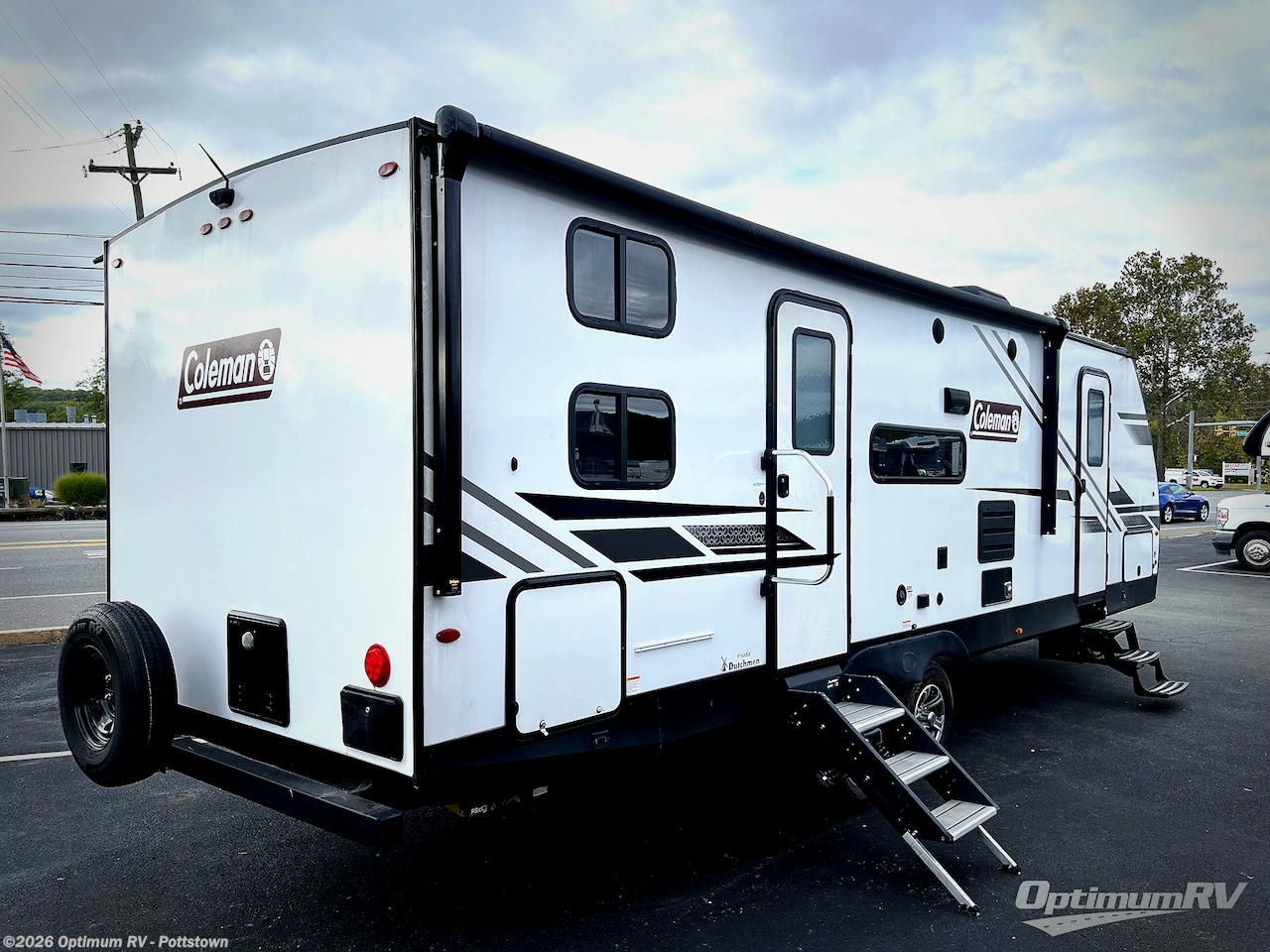2023 Dutchmen Coleman Light 2755BH - Used Travel Trailer For Sale by Optimum RV - Pottstown in Pottstown, Pennsylvania features Slideout, Awning