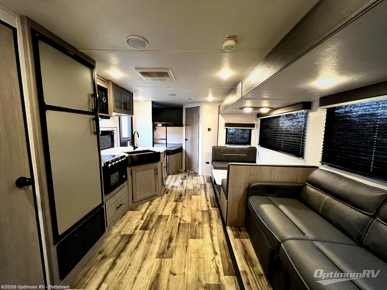 Used 2023 Dutchmen Coleman Light 2755BH available in Pottstown, Pennsylvania