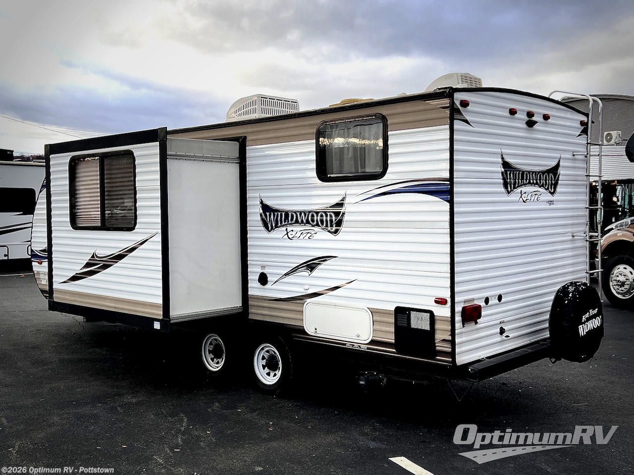 2016 Wildwood X-Lite 230BHXL by Forest River from Optimum RV - Pottstown in Pottstown, Pennsylvania