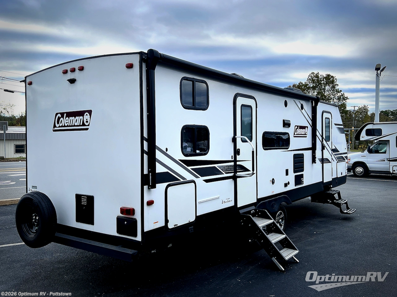 2022 Dutchmen Coleman Light 2755BH - Used Travel Trailer For Sale by Optimum RV - Pottstown in Pottstown, Pennsylvania features Awning, Slideout