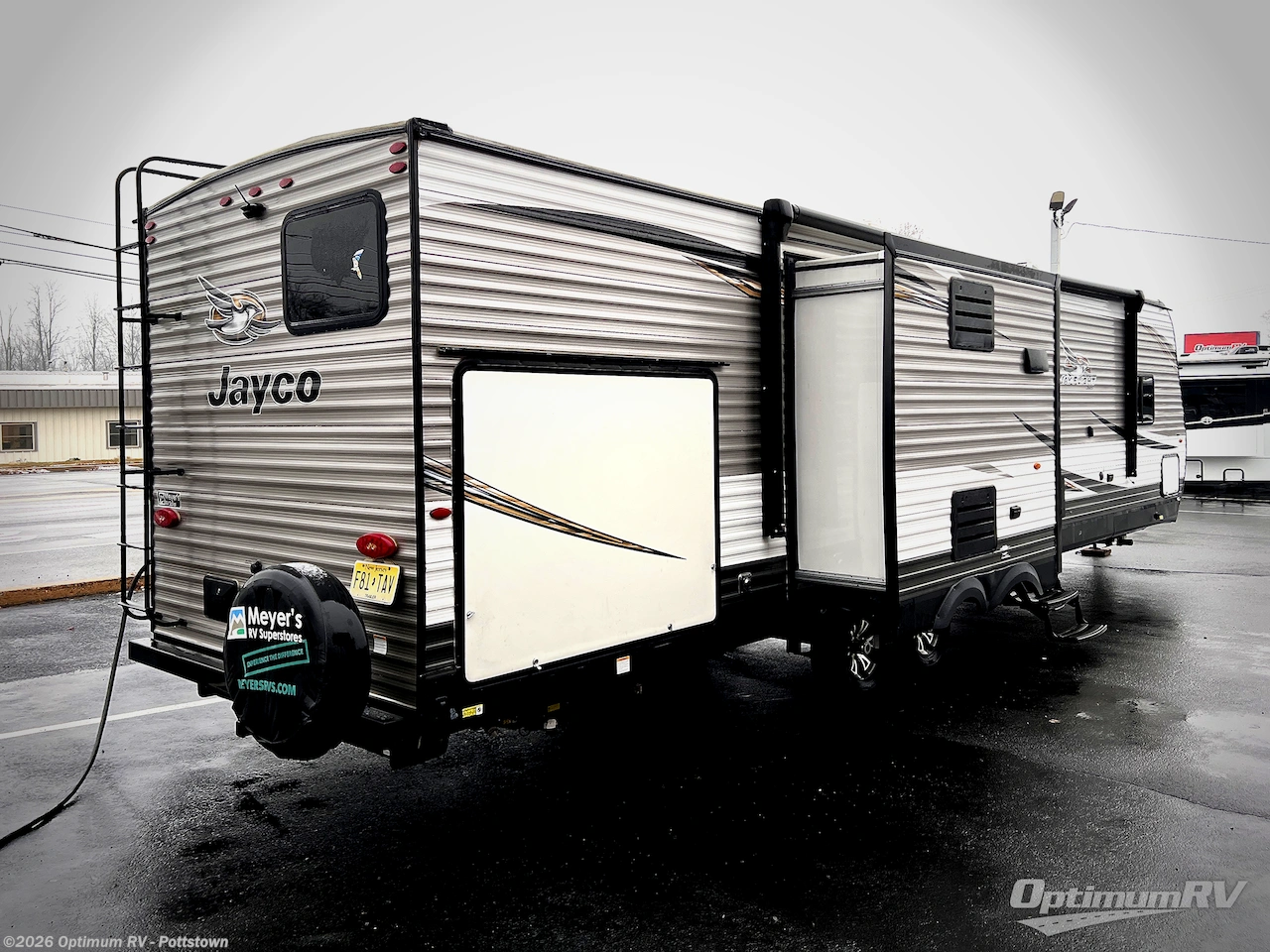 2019 Jayco Jay Flight 33RBTS - Used Travel Trailer For Sale by Optimum RV - Pottstown in Pottstown, Pennsylvania features Awning, Slideout