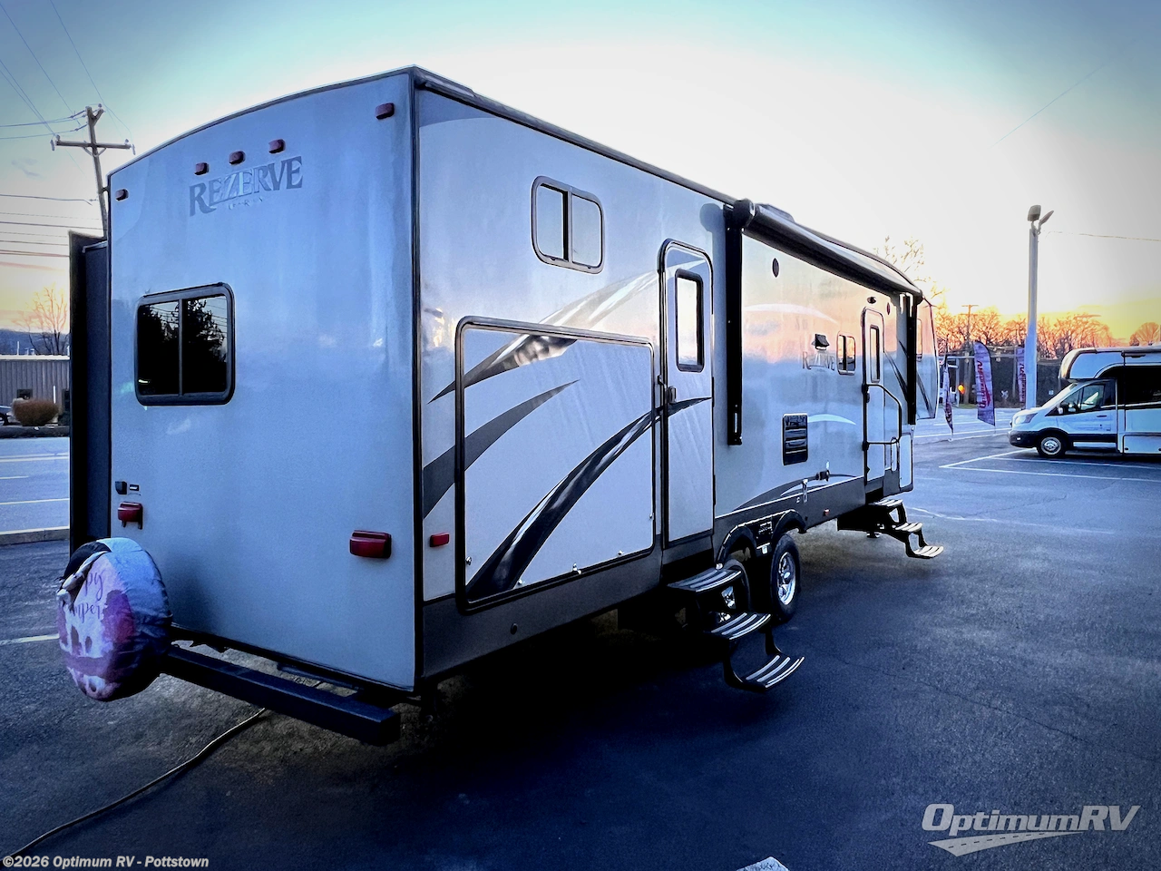 2017 CrossRoads Rezerve RFZ31BH - Used Fifth Wheel For Sale by Optimum RV - Pottstown in Pottstown, Pennsylvania features Slideout