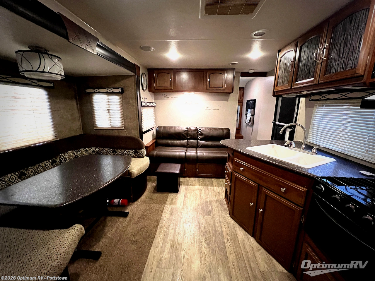 Used 2017 Coachmen Freedom Express 275BHS available in Pottstown, Pennsylvania