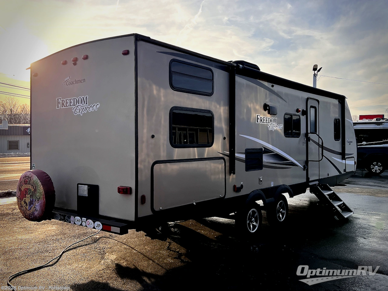 2017 Coachmen Freedom Express 275BHS - Used Travel Trailer For Sale by Optimum RV - Pottstown in Pottstown, Pennsylvania features Slideout