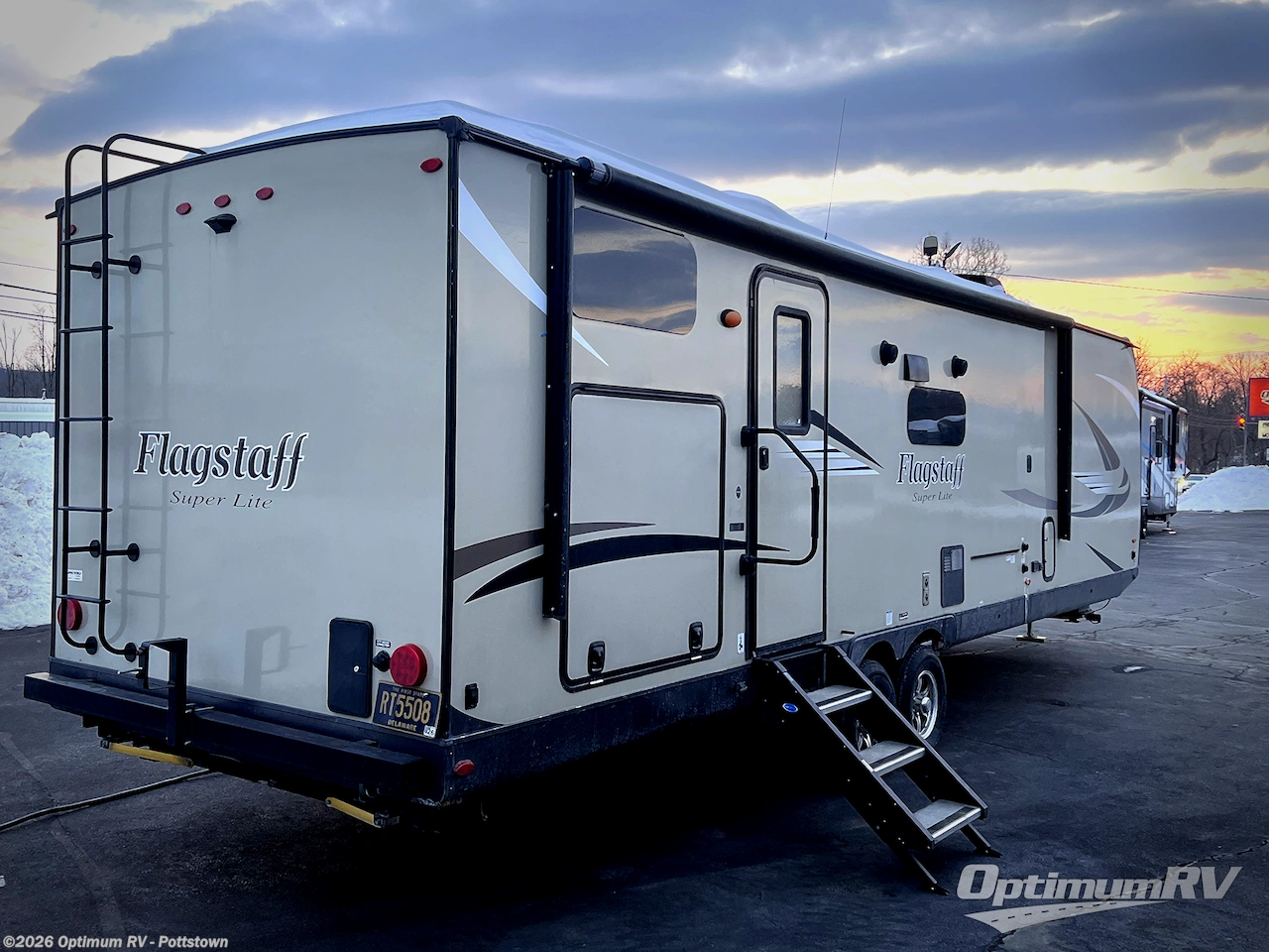 2019 Forest River Flagstaff Super Lite 29BHS - Used Travel Trailer For Sale by Optimum RV - Pottstown in Pottstown, Pennsylvania features Awning, Slideout